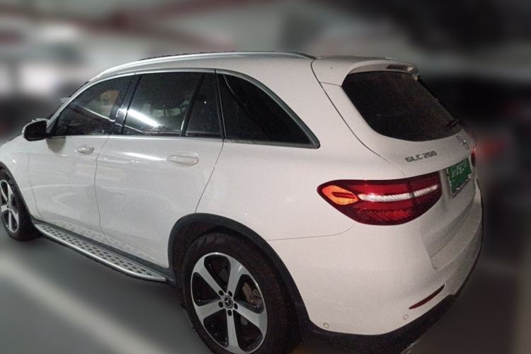 Used Mercedes-Benz GLC 2018 Facelift GLC 260 4MATIC Luxury Edition Rear Left 45 Deg