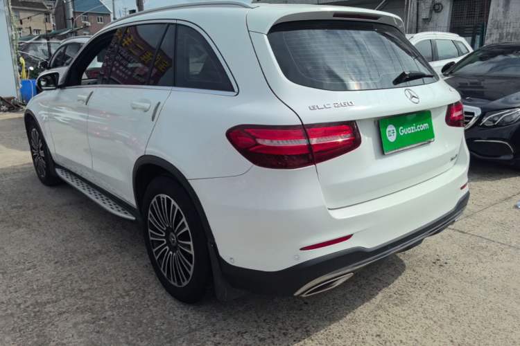 Used Mercedes-Benz GLC 2018 Facelifted GLC 260 4MATIC Dynamic Edition Rear Left 45 Deg
