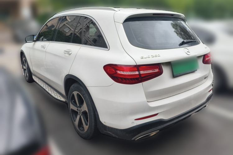 Used Mercedes-Benz GLC 2018 GLC 260 4MATIC Luxury Model Rear Left 45 Deg