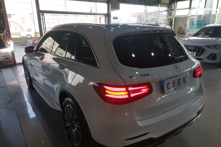 Used Mercedes-Benz GLC 2018 Facelifted GLC 260 4MATIC Dynamic Edition Rear Left 45 Deg
