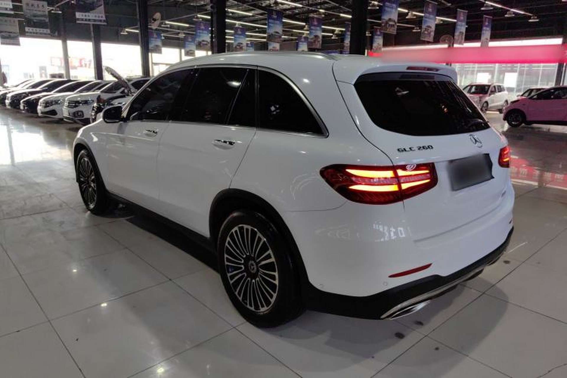 Used Mercedes-Benz GLC 2018 GLC 260 4MATIC Dynamic Edition Rear Left 45 Deg