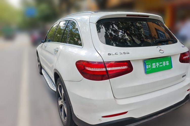 Used Mercedes-Benz GLC 2018 GLC 260 4MATIC Luxury Model Rear Left 45 Deg