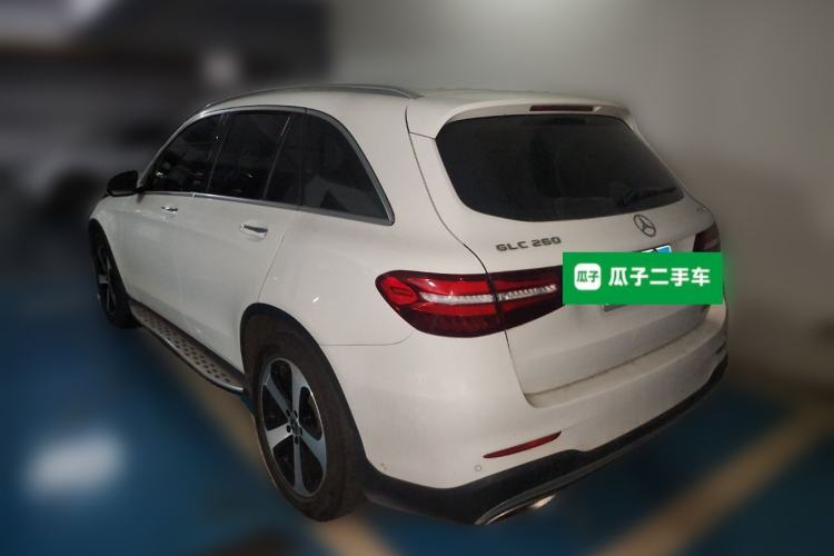 Used Mercedes-Benz GLC 2018 GLC 260 4MATIC Luxury Model Rear Left 45 Deg