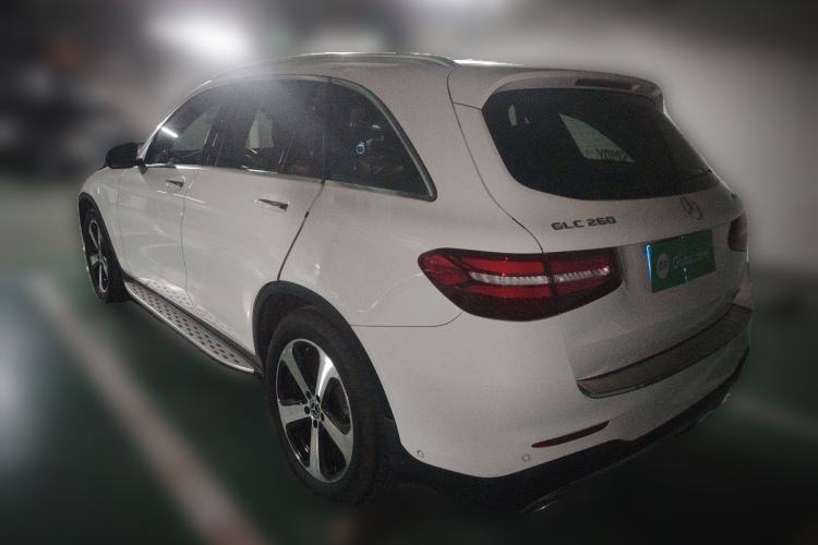 Used Mercedes-Benz GLC 2018 GLC 260 4MATIC Luxury Model Rear Left 45 Deg
