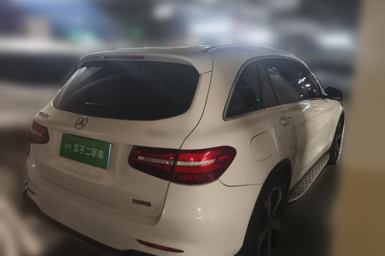 Used Mercedes-Benz GLC 2018 GLC 260 4MATIC Luxury Model Rear Right 45 Deg