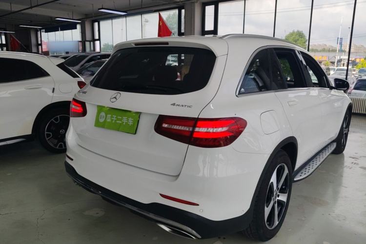 Used Mercedes-Benz GLC 2018 Facelift GLC 260 4MATIC Luxury Edition Rear Right 45 Deg