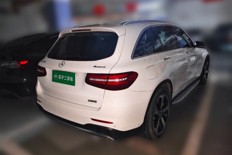 Used Mercedes-Benz GLC 2018 GLC 260 4MATIC Luxury Model Rear Right 45 Deg