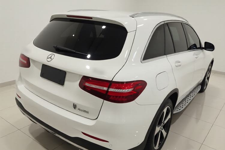 Used Mercedes-Benz GLC 2018 Facelift GLC 260 4MATIC Luxury Edition Rear Right 45 Deg