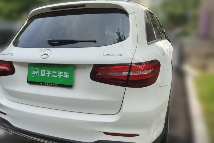 Used Mercedes-Benz GLC 2018 Facelift GLC 260 4MATIC Luxury Edition Rear Right 45 Deg