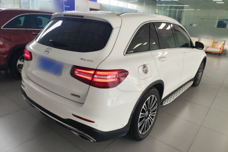 Used Mercedes-Benz GLC 2018 Facelifted GLC 260 4MATIC Dynamic Edition Rear Right 45 Deg