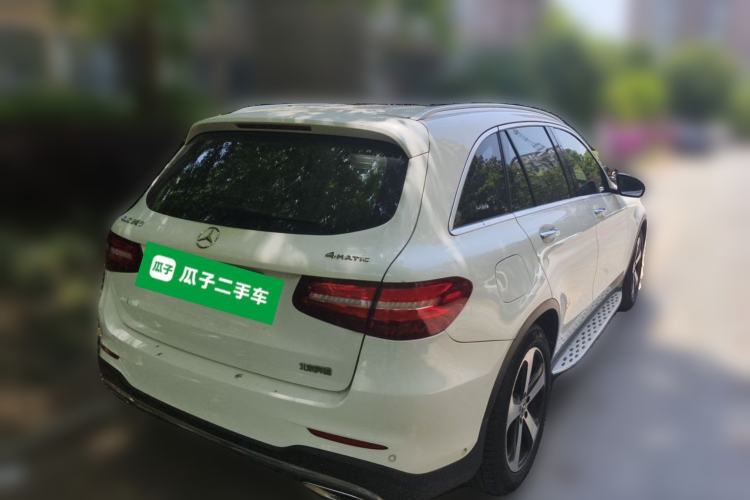 Used Mercedes-Benz GLC 2018 GLC 260 4MATIC Luxury Model Rear Right 45 Deg