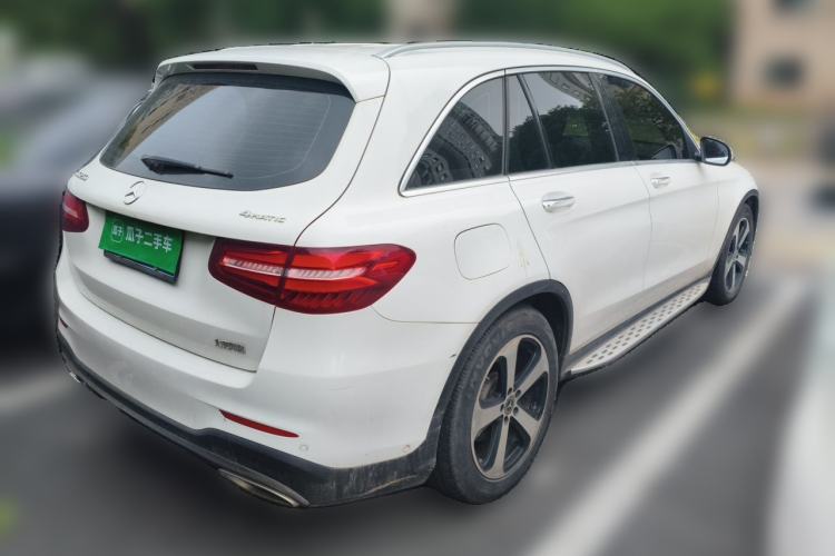 Used Mercedes-Benz GLC 2018 GLC 260 4MATIC Luxury Model Rear Right 45 Deg