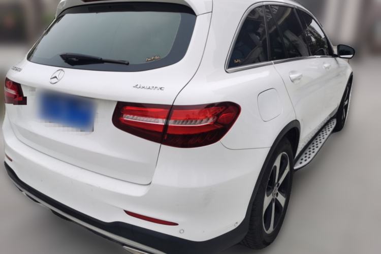 Used Mercedes-Benz GLC 2018 GLC 260 4MATIC Luxury Model Rear Right 45 Deg