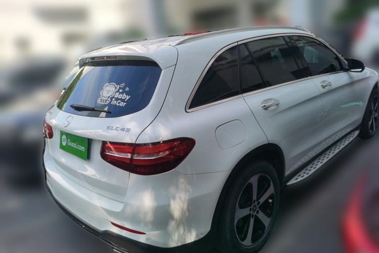 Used Mercedes-Benz GLC 2018 GLC 260 4MATIC Luxury Model Rear Right 45 Deg
