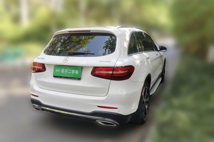 Used Mercedes-Benz GLC 2018 GLC 260 4MATIC Luxury Model Rear Right 45 Deg