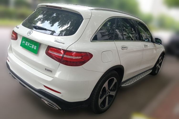 Used Mercedes-Benz GLC 2018 GLC 260 4MATIC Luxury Model Rear Right 45 Deg