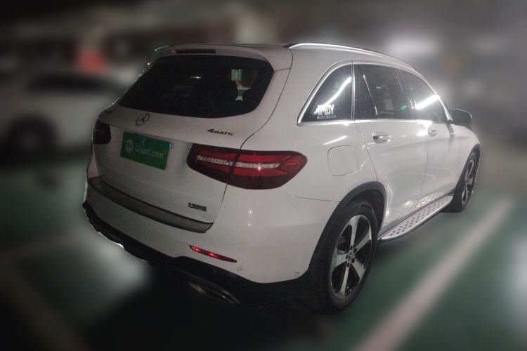 Used Mercedes-Benz GLC 2018 GLC 260 4MATIC Luxury Model Rear Right 45 Deg