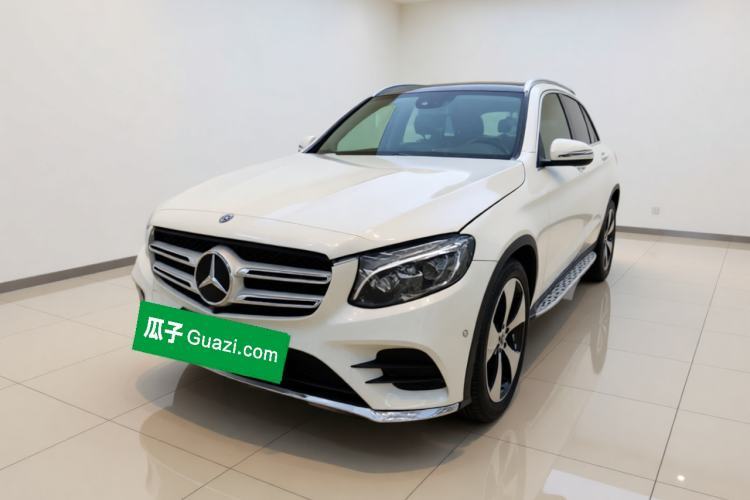 Ojetý Mercedes-Benz GLC 2018 GLC 300 4MATIC Sport Edition Guazi used car, China used car export, Used car for sale, Used cars, Cheapest cars for sale