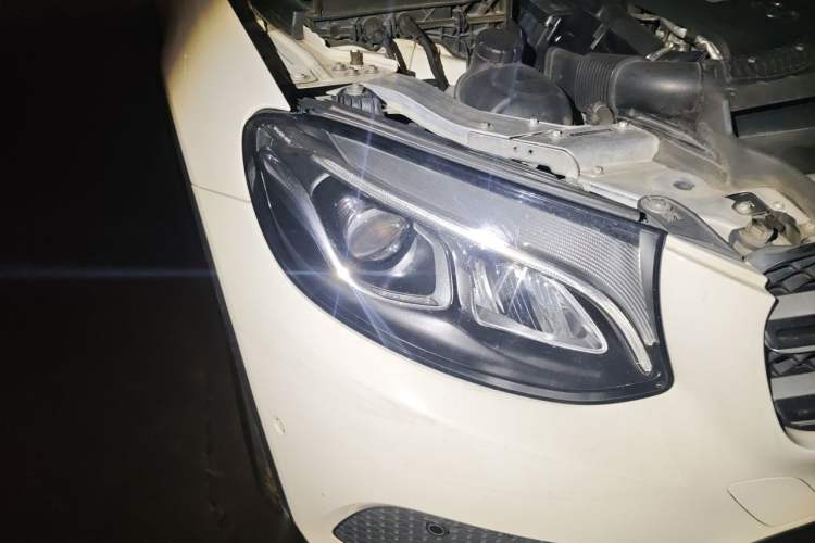 Used Mercedes-Benz GLC 2018 Facelift GLC 200 4MATIC Right Front Headlight