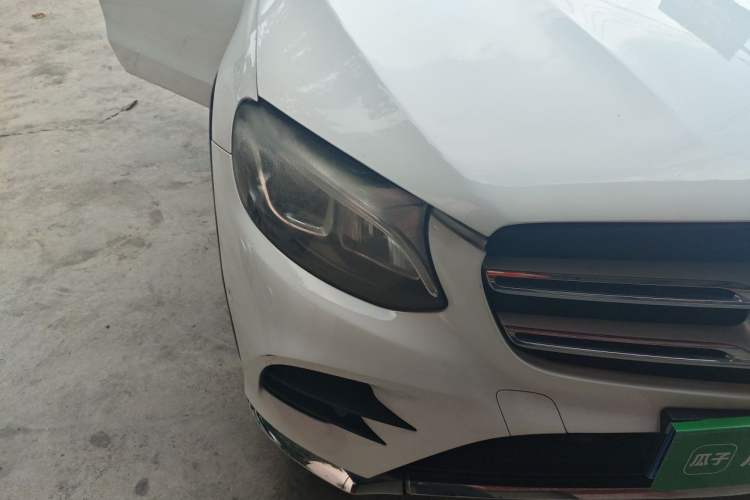 Used Mercedes-Benz GLC 2018 Facelift GLC 260 4MATIC Luxury Edition Right Front Headlight