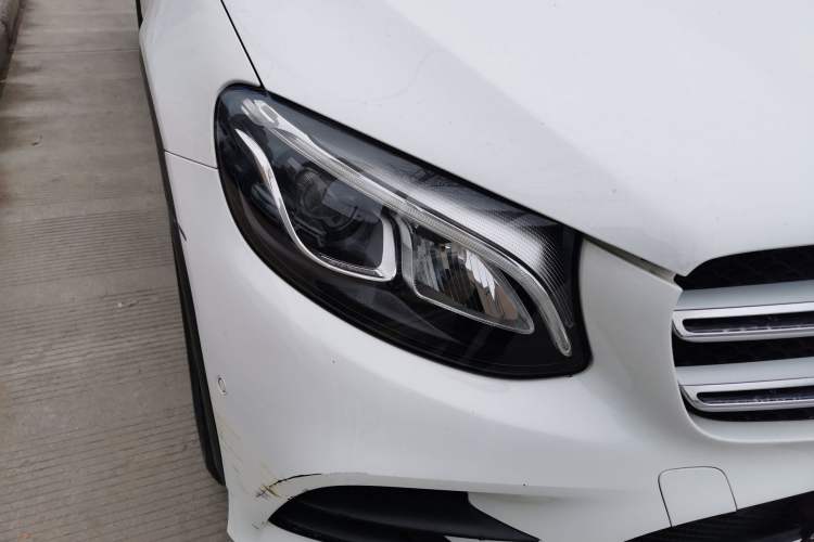 Used Mercedes-Benz GLC 2018 Facelifted GLC 260 4MATIC Dynamic Edition Right Front Headlight