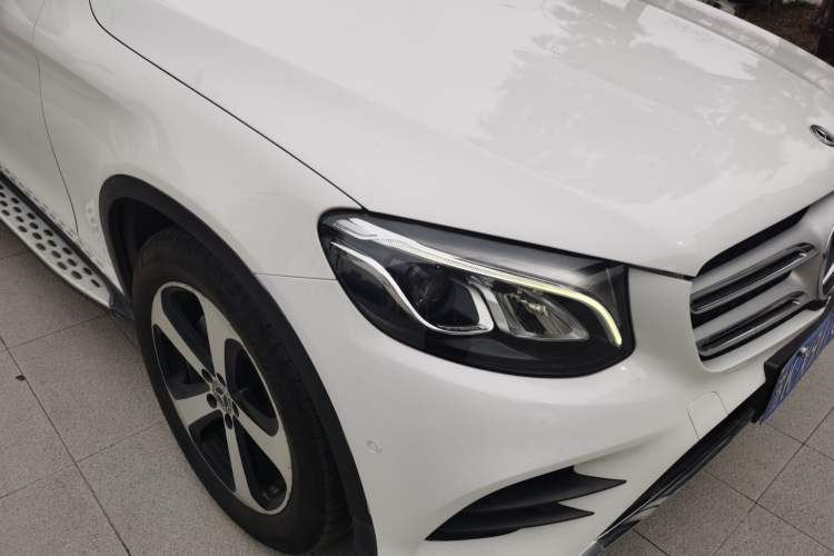 Used Mercedes-Benz GLC 2018 GLC 260 4MATIC Luxury Model Right Front Headlight