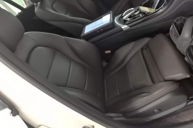 Used Mercedes-Benz GLC 2018 GLC 200 4MATIC Right Front Seat
