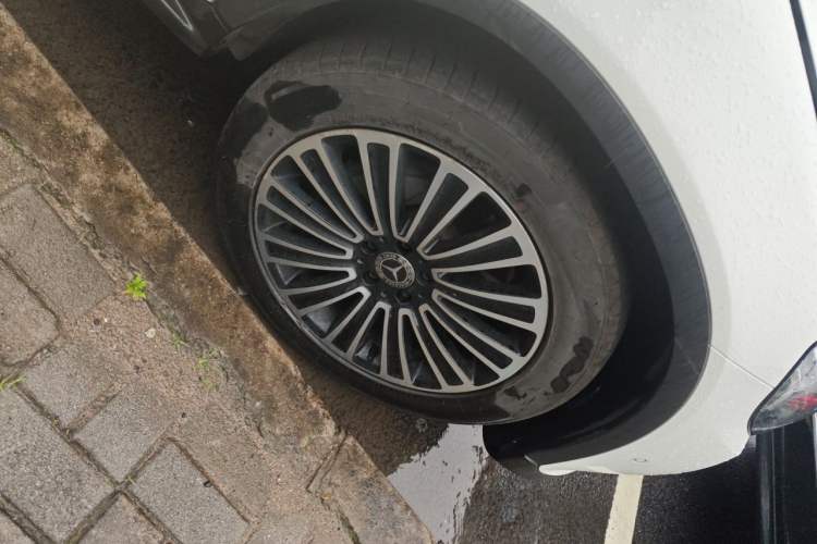 Used Mercedes-Benz GLC 2018 Facelift GLC 200 4MATIC Right Front Wheel Hub