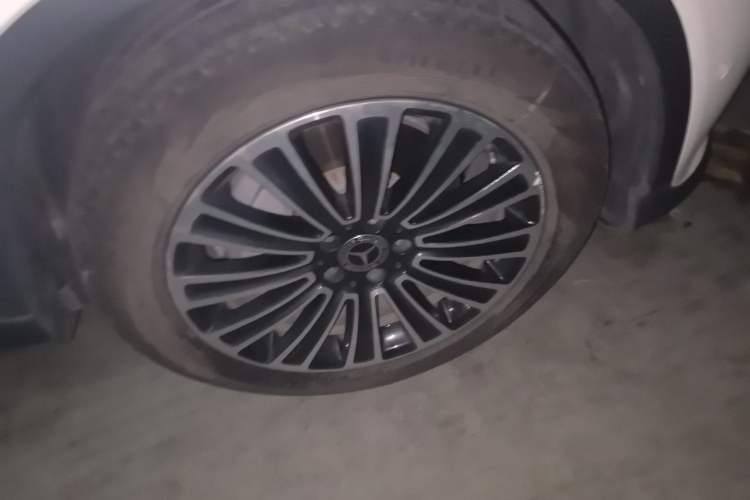 Used Mercedes-Benz GLC 2018 GLC 200 4MATIC Right Front Wheel Hub