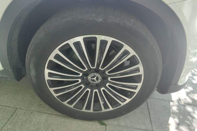 Used Mercedes-Benz GLC 2018 Facelift GLC 200 4MATIC Right Front Wheel Hub