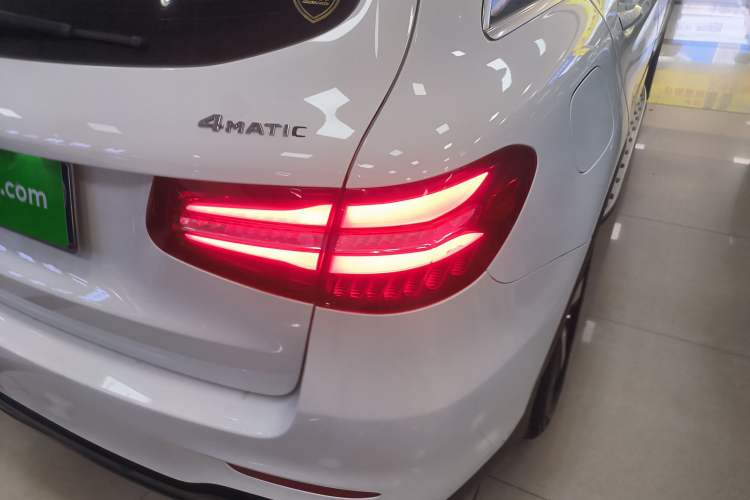 Used Mercedes-Benz GLC 2018 Facelift GLC 260 4MATIC Luxury Edition Right Rear Taillight