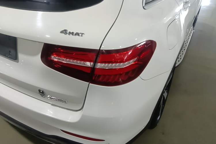 Used Mercedes-Benz GLC 2018 Facelift GLC 260 4MATIC Luxury Edition Right Rear Taillight
