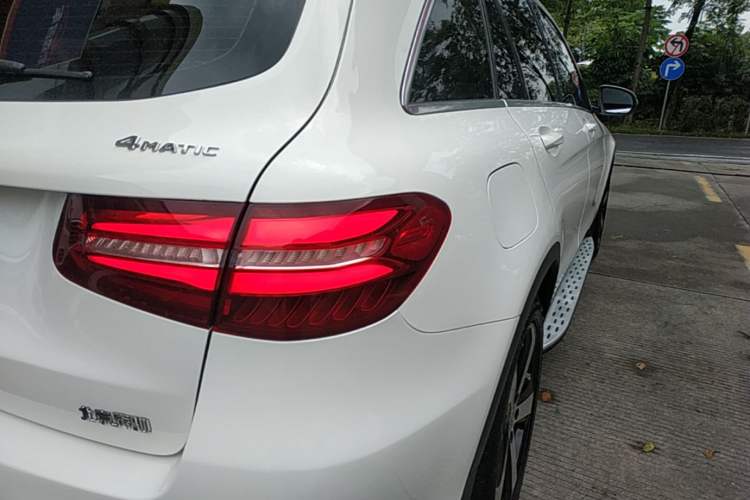 Used Mercedes-Benz GLC 2018 Facelift GLC 260 4MATIC Luxury Edition Right Rear Taillight