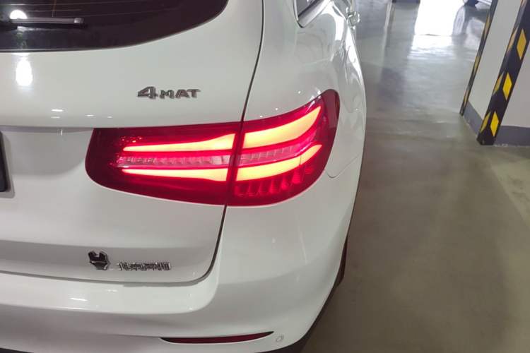 Used Mercedes-Benz GLC 2018 Facelift GLC 260 4MATIC Luxury Edition Right Rear Taillight