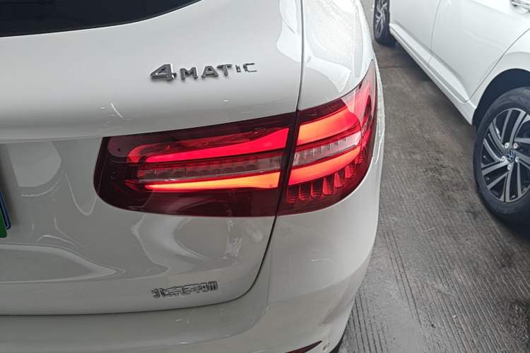 Used Mercedes-Benz GLC 2018 GLC 260 4MATIC Luxury Model Right Rear Taillight