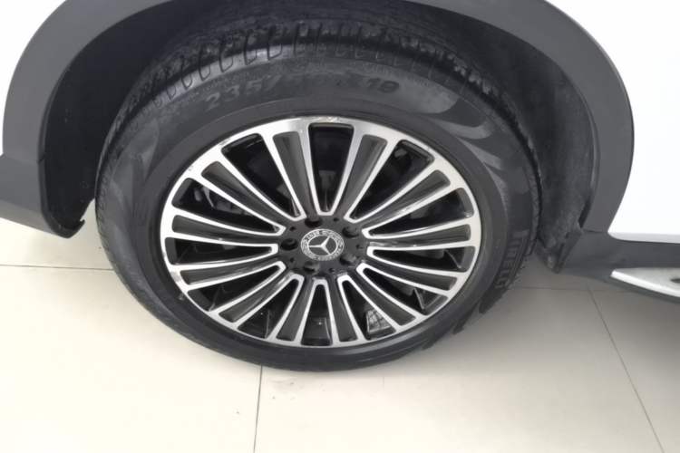 Used Mercedes-Benz GLC 2018 GLC 200 4MATIC Right Rear Wheel Hub