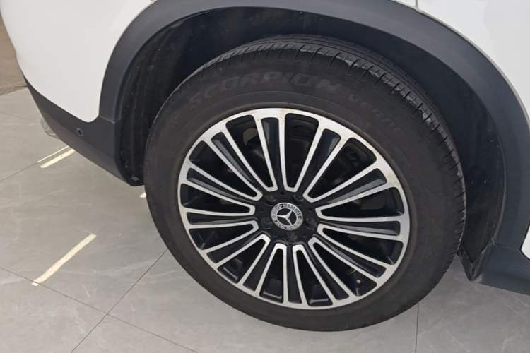 Used Mercedes-Benz GLC 2018 Facelift GLC 200 4MATIC Right Rear Wheel Hub