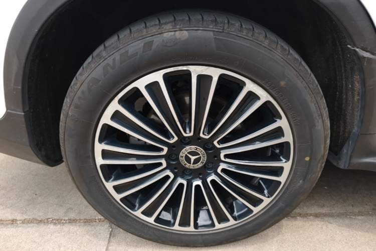 Used Mercedes-Benz GLC 2018 GLC 200 4MATIC Right Rear Wheel Hub