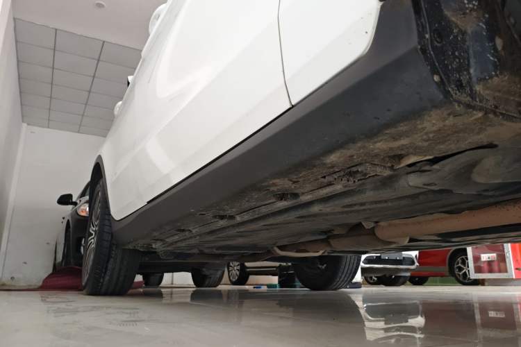 Used Mercedes-Benz GLC 2018 GLC 200 4MATIC Right Side Sill