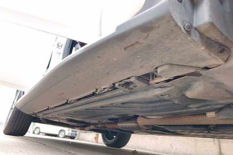 Used Mercedes-Benz GLC 2018 GLC 200 4MATIC Right Side Sill