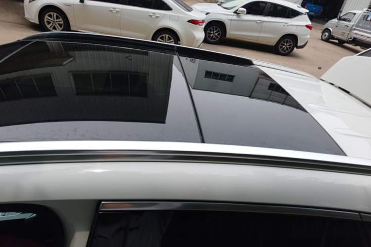 Used Mercedes-Benz GLC 2018 GLC 200 4MATIC Roof