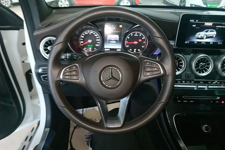 Used Mercedes-Benz GLC 2018 GLC 200 4MATIC Steering Wheel