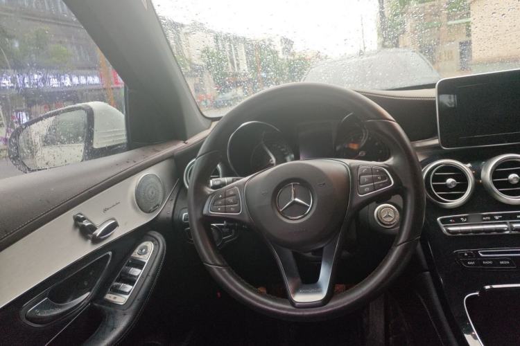 Used Mercedes-Benz GLC 2018 Facelift GLC 200 4MATIC Steering Wheel