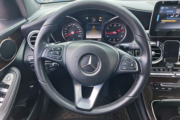 Used Mercedes-Benz GLC 2018 GLC 260 4MATIC Dynamic Edition Steering Wheel