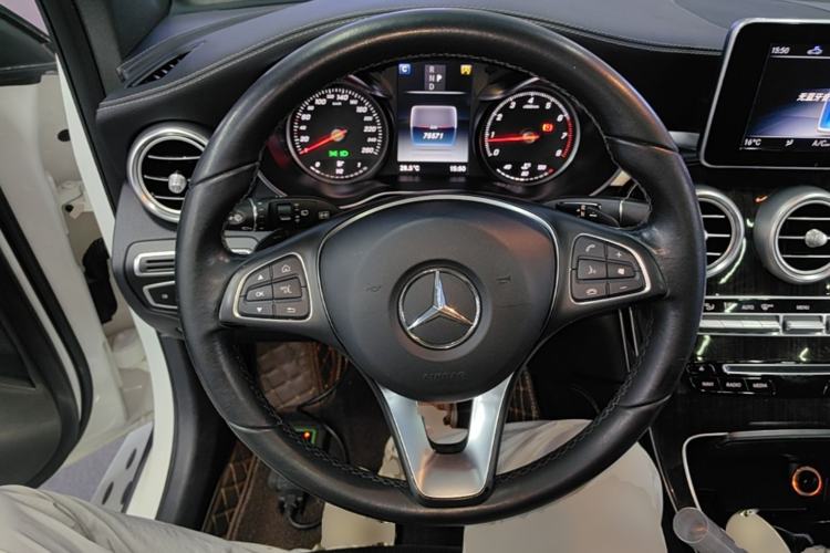 Used Mercedes-Benz GLC 2018 GLC 260 4MATIC Dynamic Edition Steering Wheel