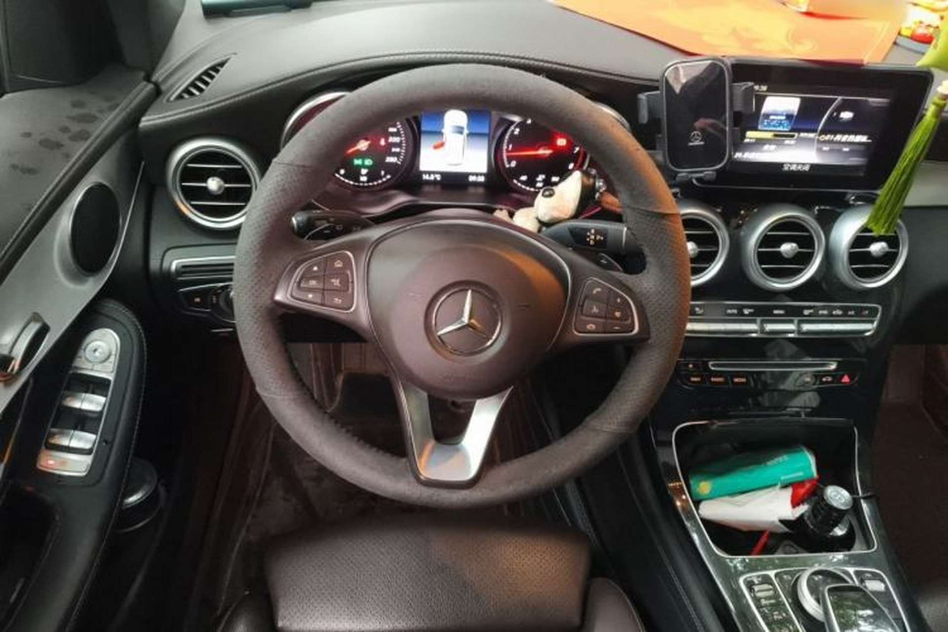 Used Mercedes-Benz GLC 2018 Facelift GLC 200 4MATIC Steering Wheel
