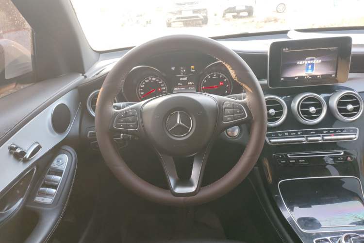 Used Mercedes-Benz GLC 2018 GLC 200 4MATIC Steering Wheel