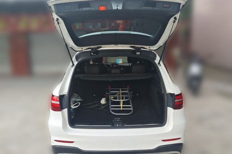 Used Mercedes-Benz GLC 2018 Facelift GLC 260 4MATIC Luxury Edition Trunk