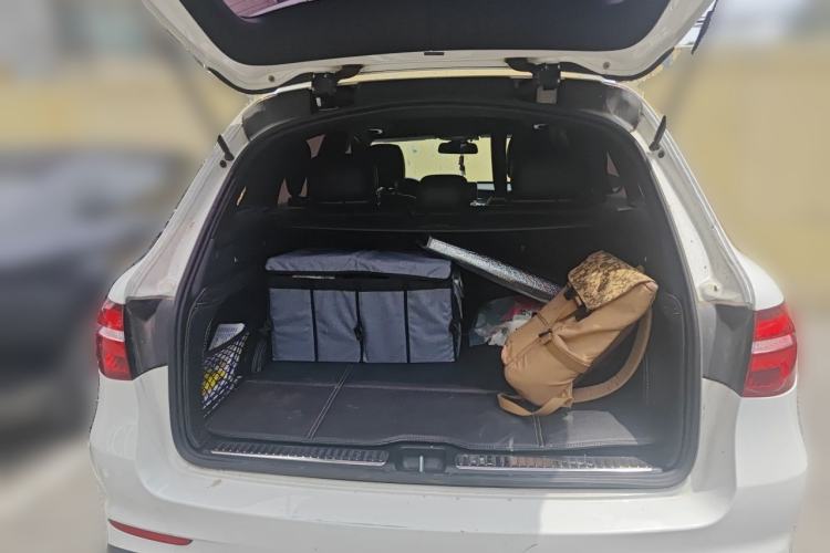 Used Mercedes-Benz GLC 2018 GLC 260 4MATIC Dynamic Edition Trunk