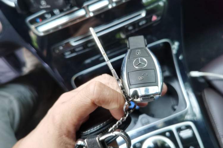 Used Mercedes-Benz GLC 2018 GLC 200 4MATIC Vehicle Key